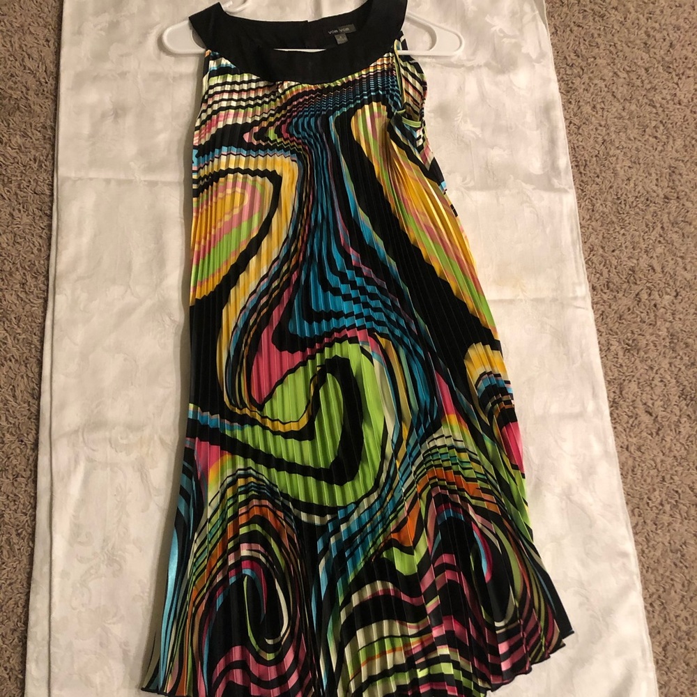 Dress - Picture 2 of 3
